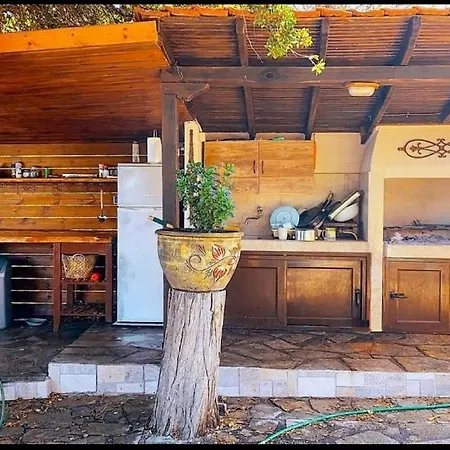 Private Seafront House In With Amazing View Of Diaporos Island