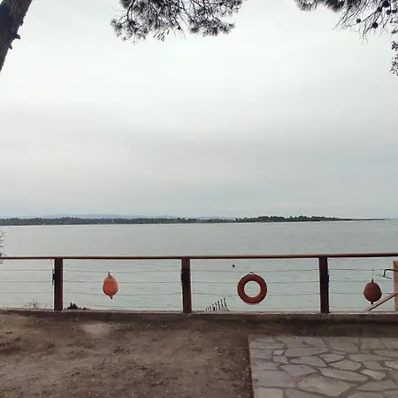 Private Seafront House In With Amazing View Of Diaporos Island