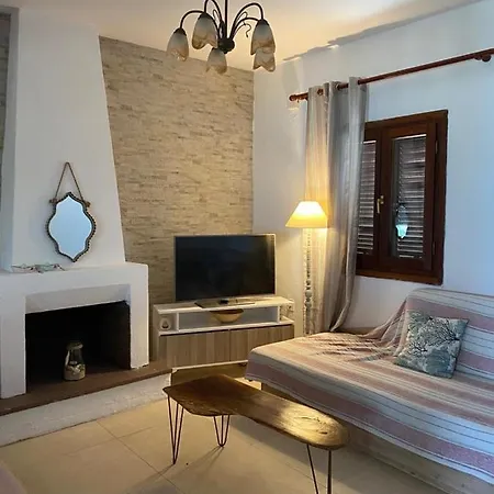 Private Seafront House In With Amazing View Of Diaporos Island Holiday home
