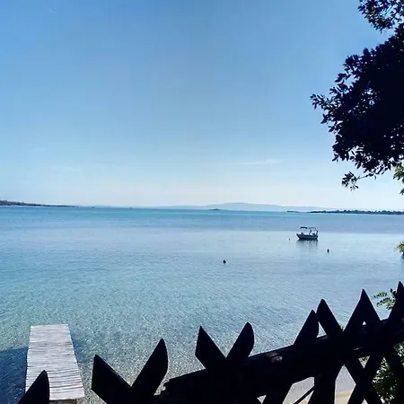 Holiday home Private Seafront House In With Amazing View Of Diaporos Island