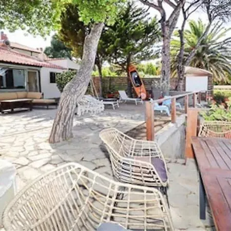 Private Seafront House In With Amazing View Of Diaporos Island Casa de Férias